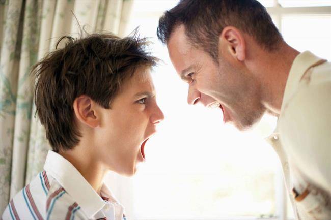 والدین با نوجوان خود با انعطاف رفتار کنید