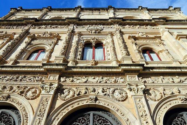 عمارت شهرداری سویا