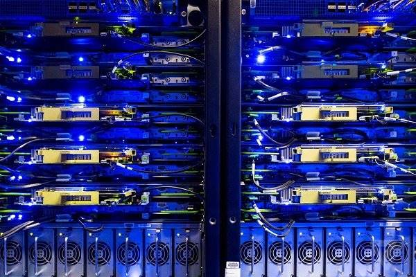 4 غول فناوری برای تسهیل انتقال داده های کاربران متحد شدند