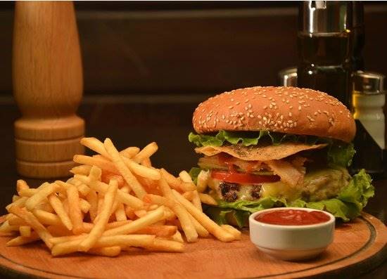 رستوران مک لارن آیریش پاب maclaren’s irish pub