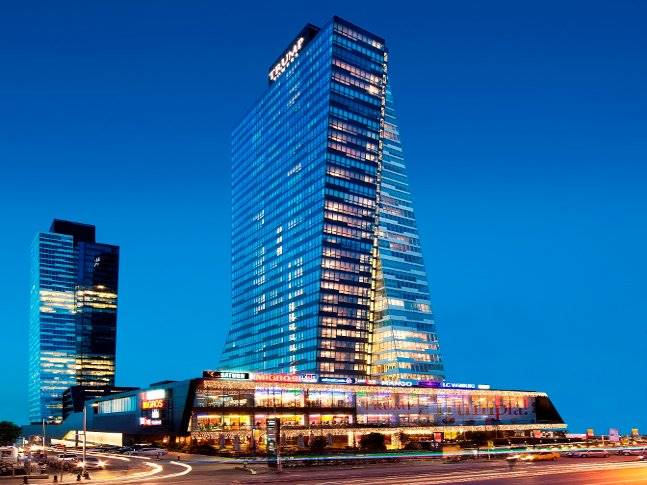 مرکز خرید برج های ترامپ trump towers mall istanbul