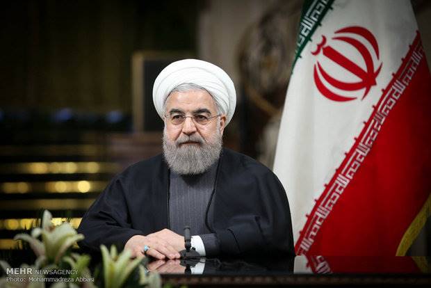 روحانی: فردی که به خاطر پول بازنشسته شده به درد مدیریت نمی‌خورد