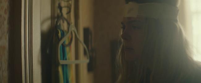 بررسی فیلم I Think We're Alone Now
