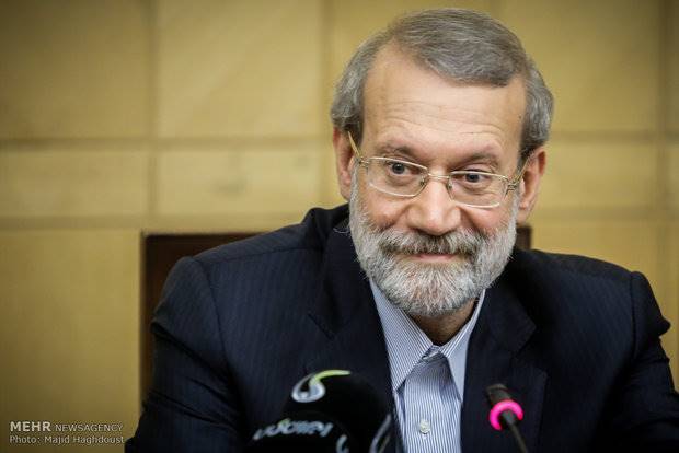 رئیس مجلس هفته نیروی انتظامی را تبریک گفت
