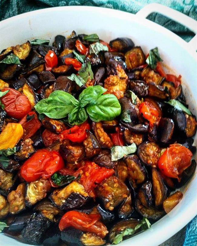 طرز تهیه خوراک گوجه و بادمجان