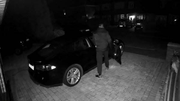 Tesla Model S Being Stolen