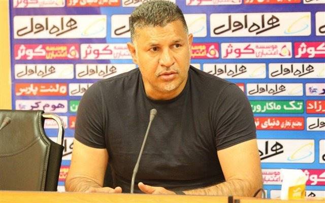 دایی: تساوی مقابل استقلال خوزستان نباید رقم می‌خورد