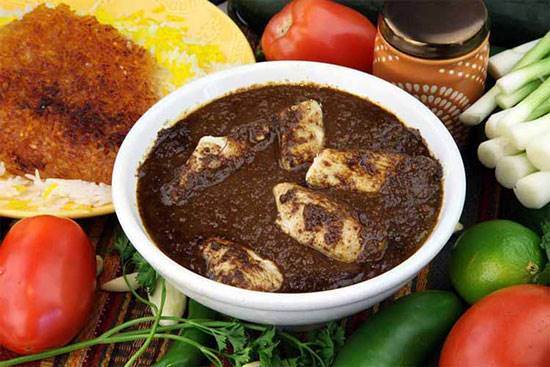 طرز تهیه خورش شمالی نارنج آبی با مرغ و گردو؛ یک خورش ساده و خوشمزه زمستانی