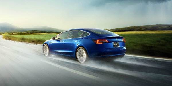 e9a8b285-tesla-model-3-consumer-reports-1