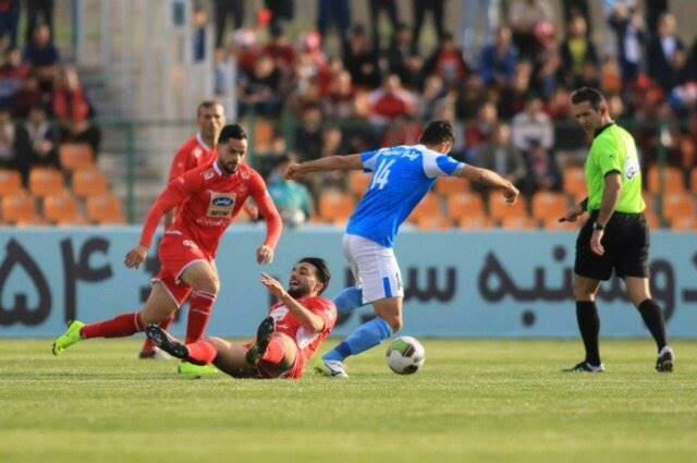تثبیت صدرنشینی پرسپولیس با عبور از پیکان فرکی
