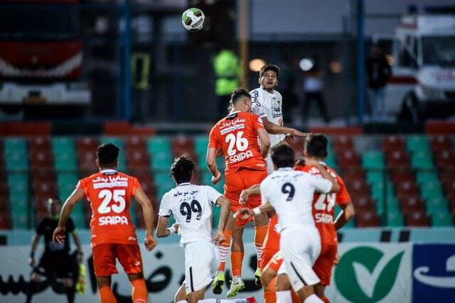 سایپا 2- سپاهان 5/ زردها، آبی و قرمز را تنها نگذاشتند