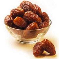 از دوره‌گردها و دستفروشان خرما نخرید