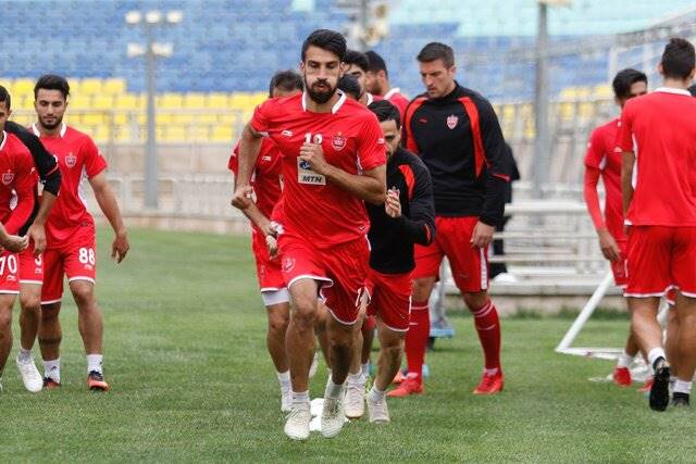 ماهینی: سرمربی جدید پرسپولیس نیاز به حمایت دارد