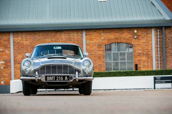 222de383-1965-aston-martin-db5-bond-car-09