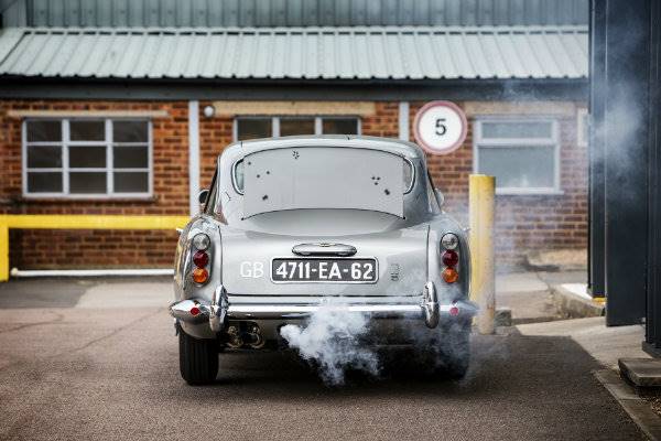 a6687a3b-1965-aston-martin-db5-bond-car-10