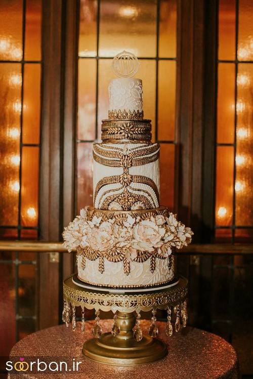کیک عروسی طلایی 3