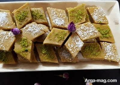 طرز تهیه حلوای آرد نخودچی با طعم عالی