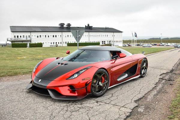 koenigsegg-regera-record-0-400-0 (7)