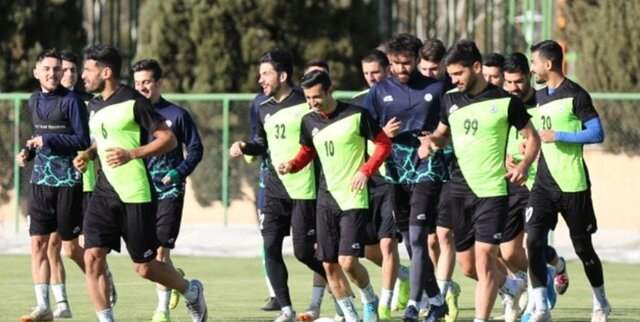 تست کرونای اعضای تیم ذوب‌آهن قبل از مصاف با پدیده منفی شد
