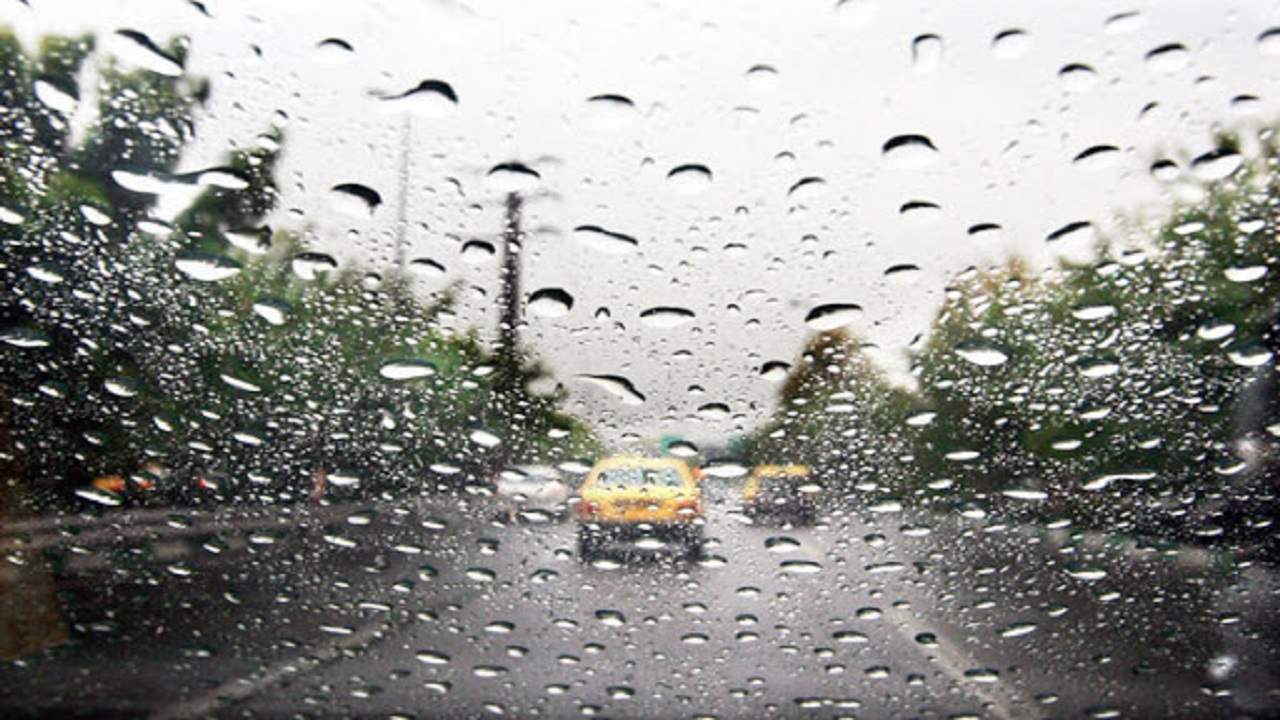 چه اتفاقی در روزهای بارانی برای خودروها می‌افتد؟