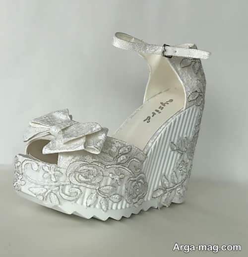کفش کار شده برای عروس 