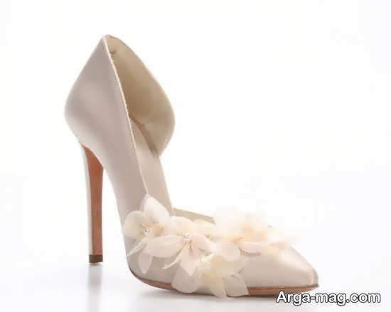 راهنمای خرید کفش عروس متناسب با لباس عروس