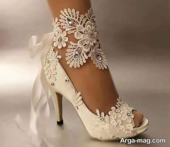 آشنایی با انواع مدل های کفش عروس و تهیه کفش عروس