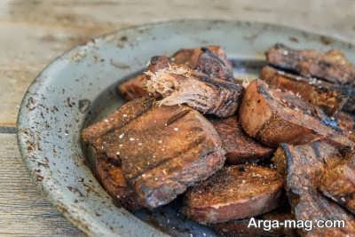 طرز تهیه استیک زبان گوساله یک غذای لذیذ با دو روش مختلف