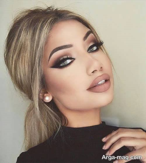 با انواع مدل های آرایش چشم گربه ای آشنا شوید