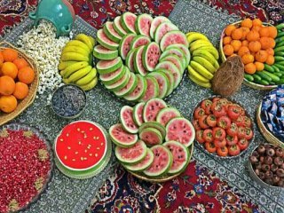 شب یلدا چی بخوریم؟