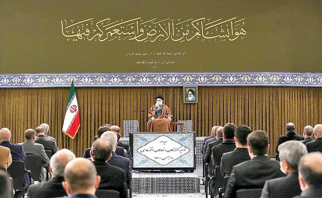  عکس: Leader.ir
