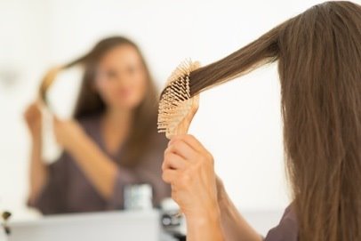 جلوگیری از ریزش مو در حمام,نکاتی برای جلوگیری از ریز موها در حمام و زیر دوش,ریزش مو,دلایل ریزش مو در حمام