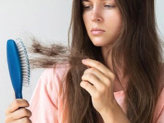 درمان ریزش موی زنانه با 9 روش تقویت موی کاربردی