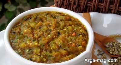 طرز تهیه ترشی ریحان و بادمجان