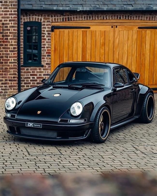 Piano Black DLS