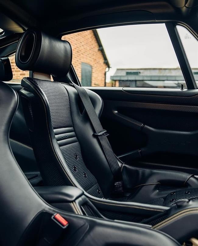 Piano Black DLS