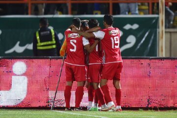 عکس؛ جنجالی‌ترین اتفاق در اهواز؛ گل پرسپولیس به فولاد مردود بود؟