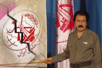 خبر مرگ مسعود رجوی را این زن اعلام خواهد کرد/ پخش ساندویچ در تجمع منافقین در پاریس