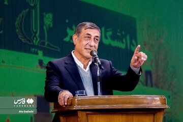 گزارش معاون رئیس جمهور از بازدید پزشکیان از اسکله استخراج گاز در بوشهر