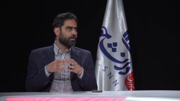 حمله تند امیرحسین ثابتی به شمخانی: چکار کرده که این همه نفتکش دارد؟/ اگر جلیلی می آمد روز اول اینها از دولت فرار می کردند