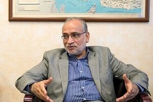 ویروس خطرناکی به نام "آمریکای خوب"/ حجاریان: خودکفایی عقلانی نیست!