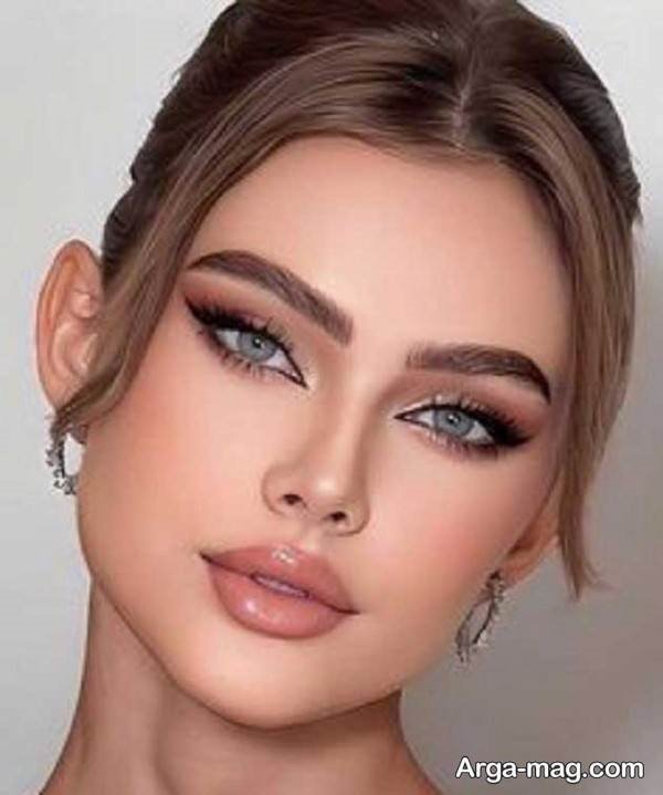 آرایش ساده دخترانه