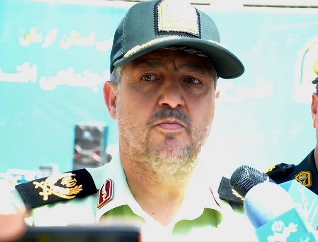 پلیس کرمان: دستگیری سارق سکه‌ها و نسخ تاریخی مقبره شاه نعمت الله