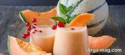 طرز تهیه اسموتی گرمک با چند روش و طعم های محبوب