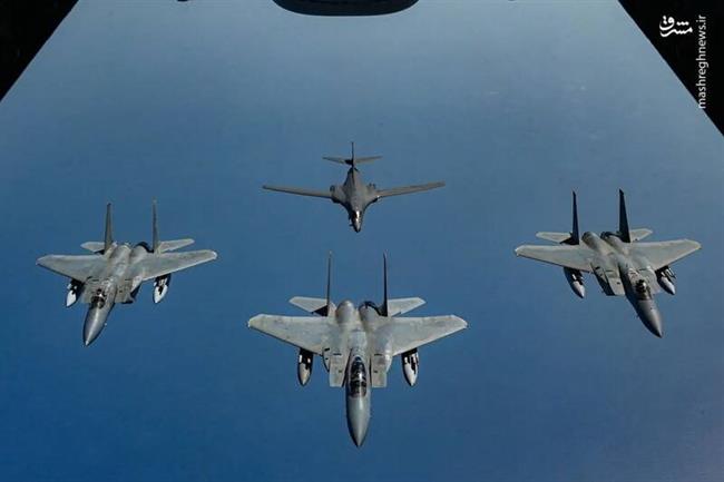 بمبافکنهای B-52 ترامپ برای تهدید ایران تبدیل به B-1 شد/ آغاز دوباره پروازهای تهدیدآمیز ارتش آمریکا بر فراز خلیجفارس+عکس