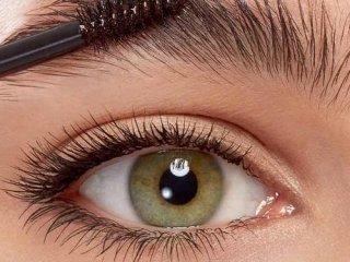 آیا سرم تقویت مژه برای ابرو هم قابل استفاده است؟