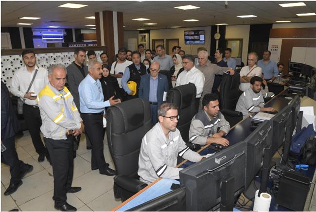 بازدید فعالان بازار سرمایه از پتروشیمی اروند/ غول PVC خاورمیانه، 1.3 میلیارد دلار ارزش جایگزینی دارد/ اروند 2، نقشه راه مطمئن برای افزایش سودآوری اروند