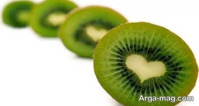 تعبیر خواب کیوی؛ معنی دیدن این میوه خوشمزه در خواب چیست؟