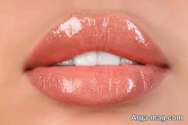 به کار بردن برق لب