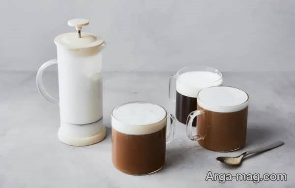 روش استفاده از فرنچ پرس برای دم کردن قهوه